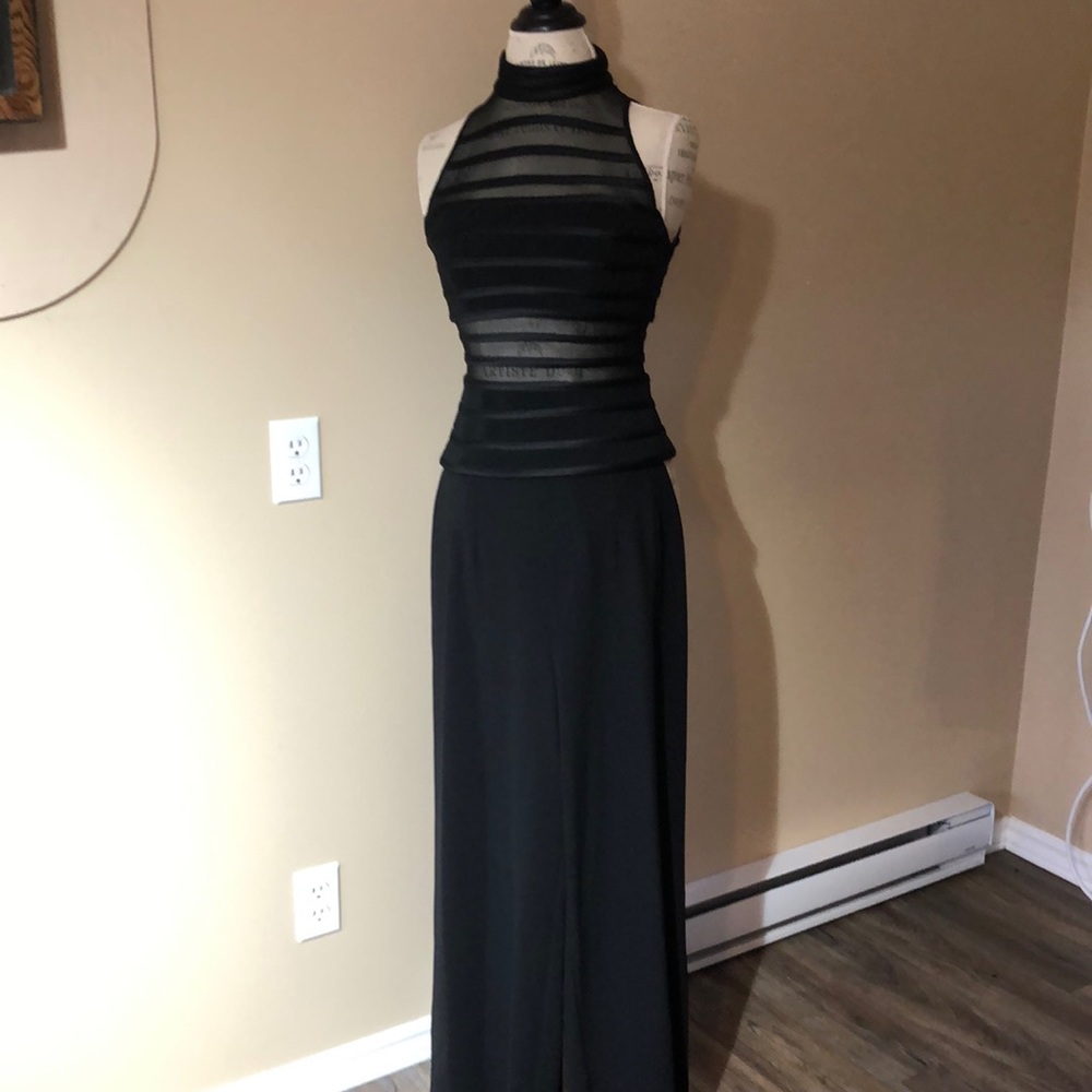 Two Piece Dress Pantsuit, Black (size 6) - Picture 4 of 17